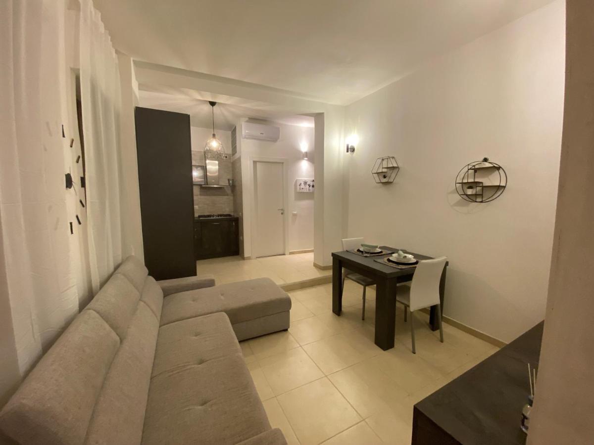 Civico 107 - Apartment With Private Parking Quartu SantʼElena Εξωτερικό φωτογραφία